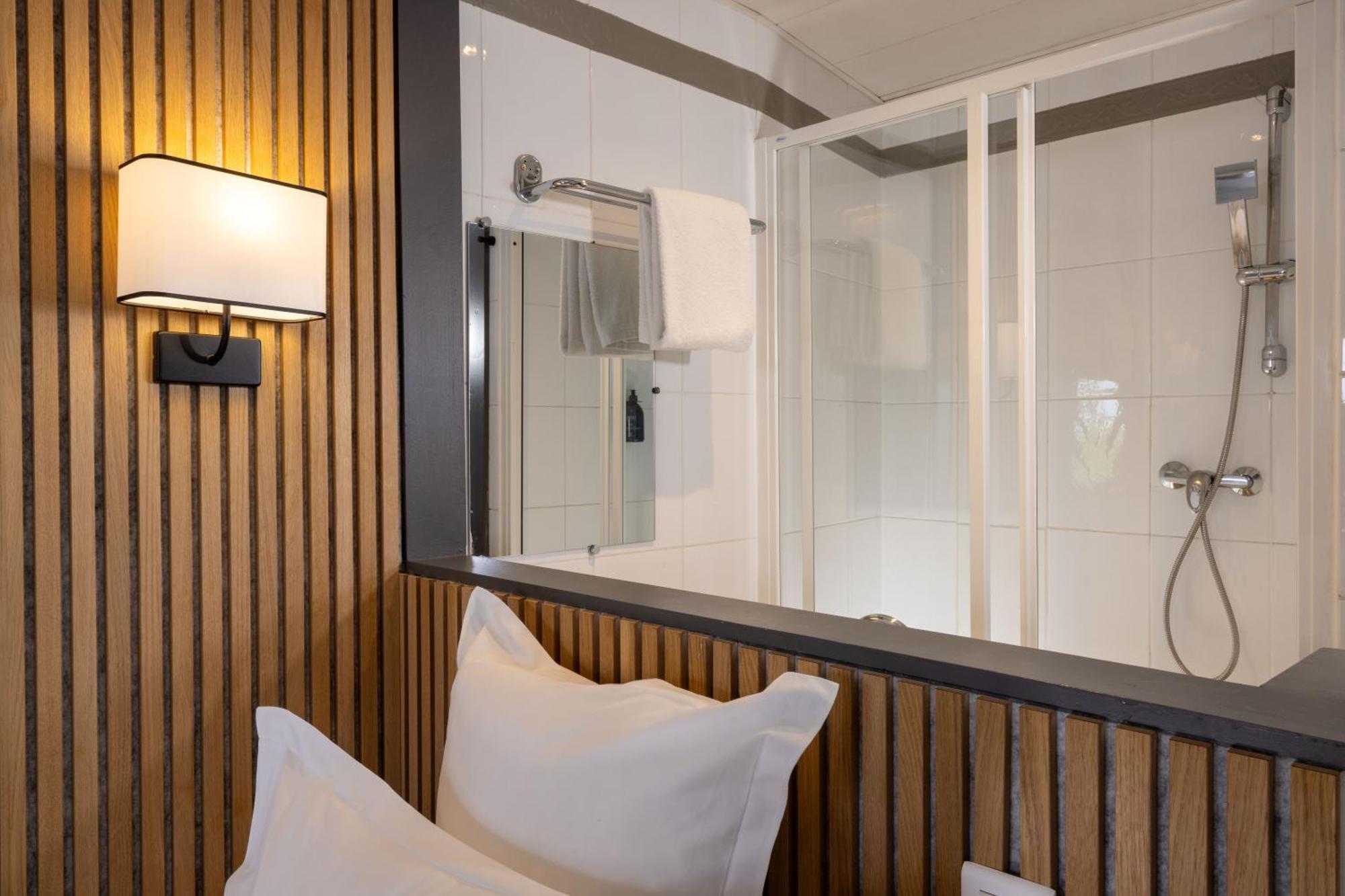 Hotel Korner Montparnasse Paris Exteriör bild